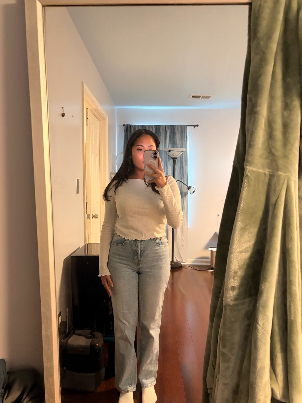 Pacsun Light Wash Denim Jeans With Contrast Stitching